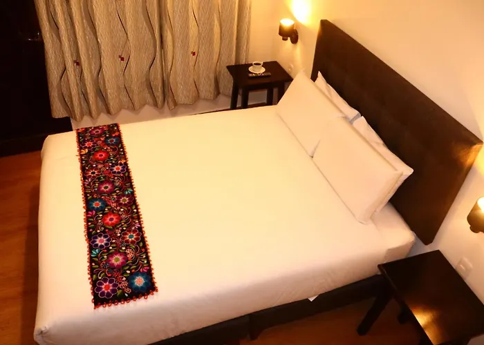 Hotel Tikal 2*